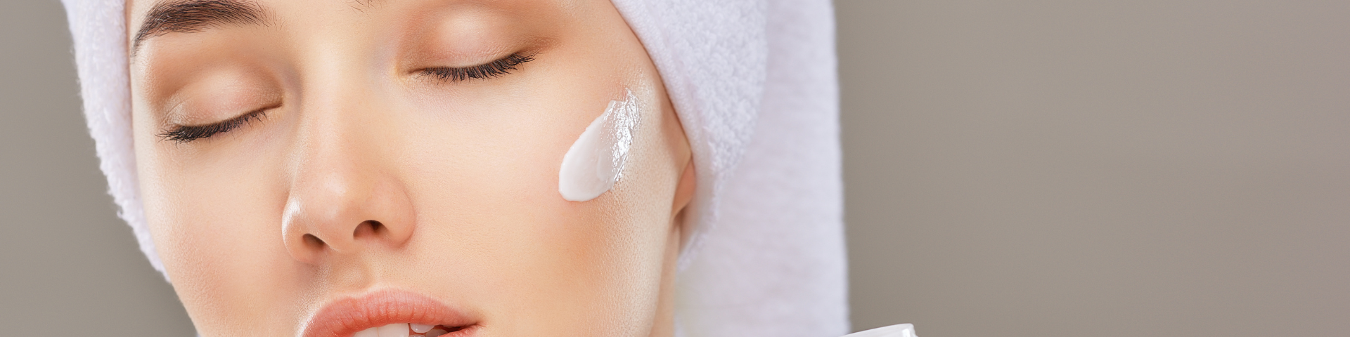 ΚΡΕΜΑ ΜΑΤΙΩΝ GLOW ERA STEM CELLS REVOLUTION TOTAL ANTI-WRINKLE & FIRMING 15ml