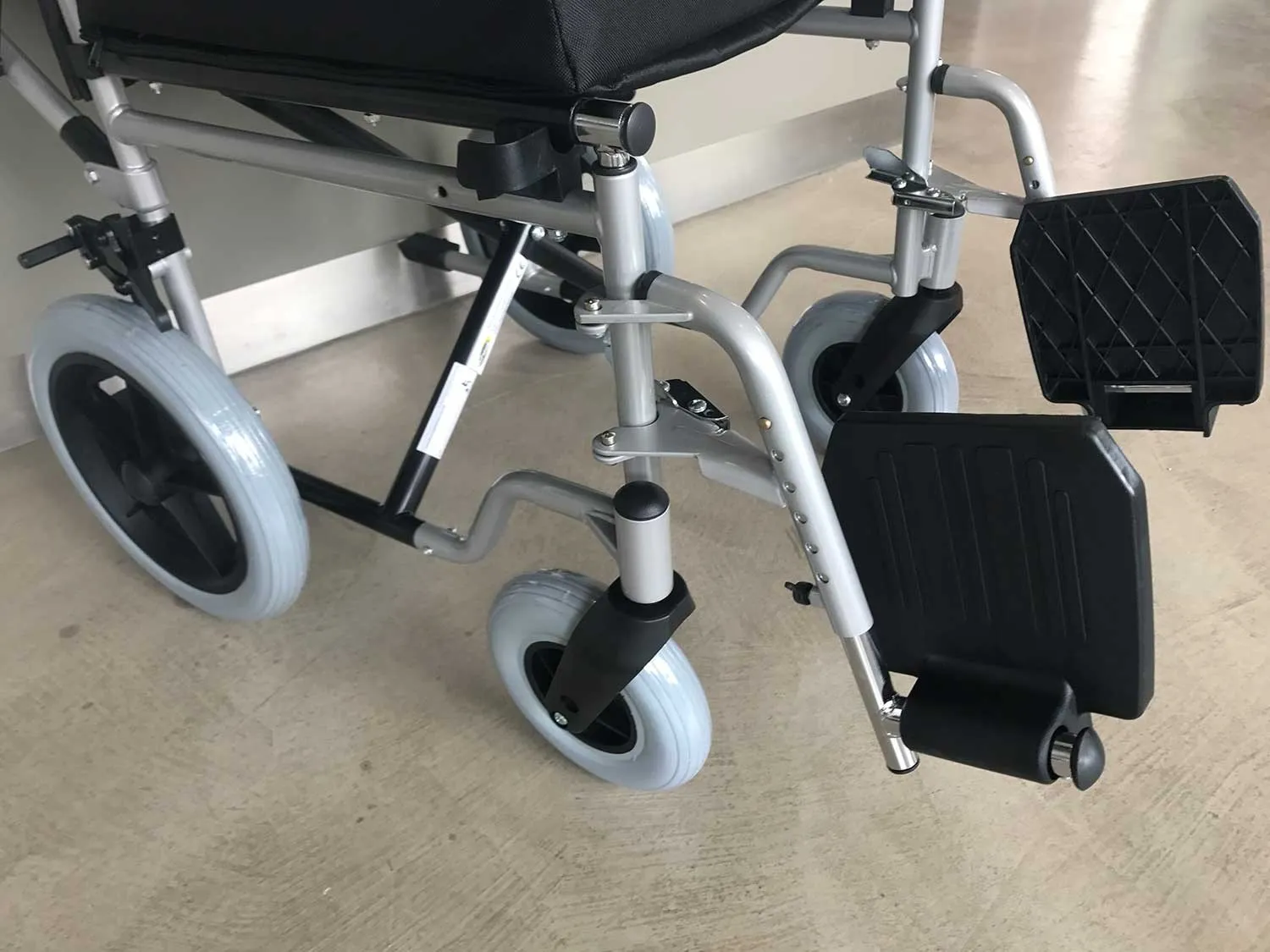 ΑΜΑΞΙΔΙΟ ΑΠΛΟΥ ΤΥΠΟΥ ΕΣΩΤΕΡΙΚΟΥ ΧΩΡΟΥ ECONOMY TRANSIT