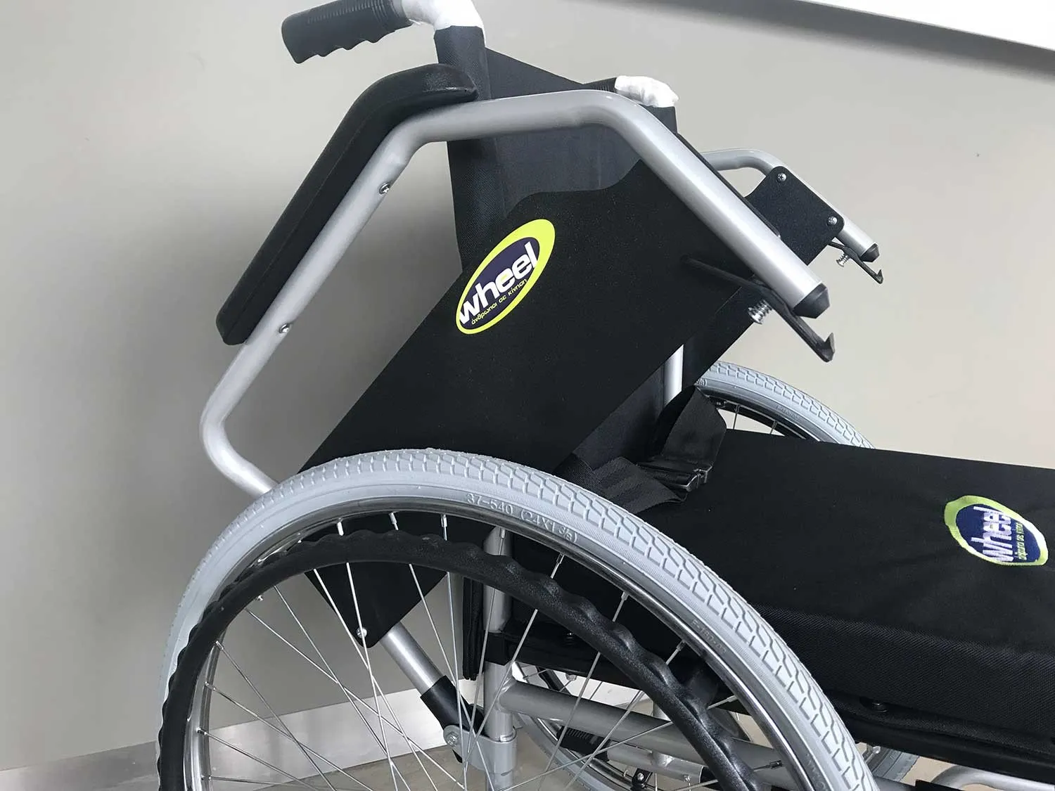 ΑΜΑΞΙΔΙΟ ΑΠΛΟΥ ΤΥΠΟΥ ΕΞΩΤΕΡΙΚΟΥ ΧΩΡΟΥ ECONOMY 24″