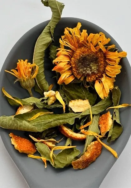 ΕΓΩ & ΕΣΥ ΠΟΡΤΟΚΑΛί ΧΕΙΡΟΠΟΙΗΤΟ ΒΙΟΛΟΓΙΚΟ ΒΟΤΑΝΙΚΟ ΜΙΓΜΑ